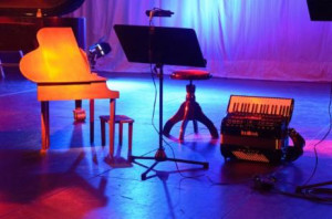 _wsb_462x305_toy+piano$2C+Akkordeon
